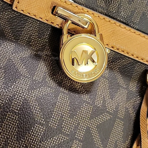 MK crossbody bag - Picture 3 of 8
